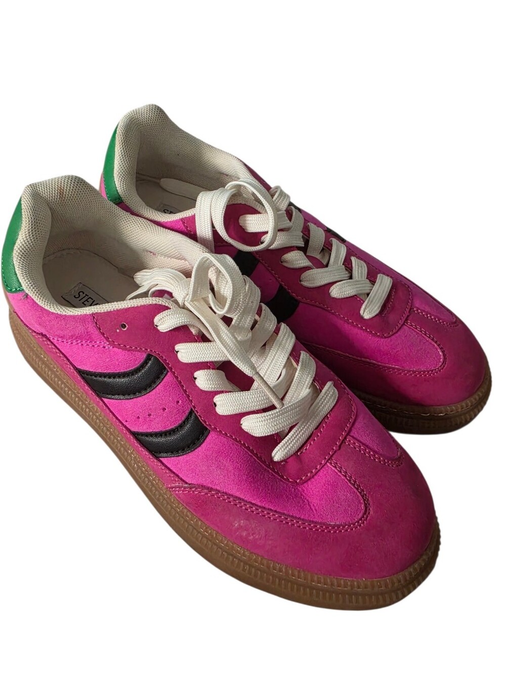 Steve Maddens Women's Pink Suede Retro Trainer with Black Accents Size 7.5
